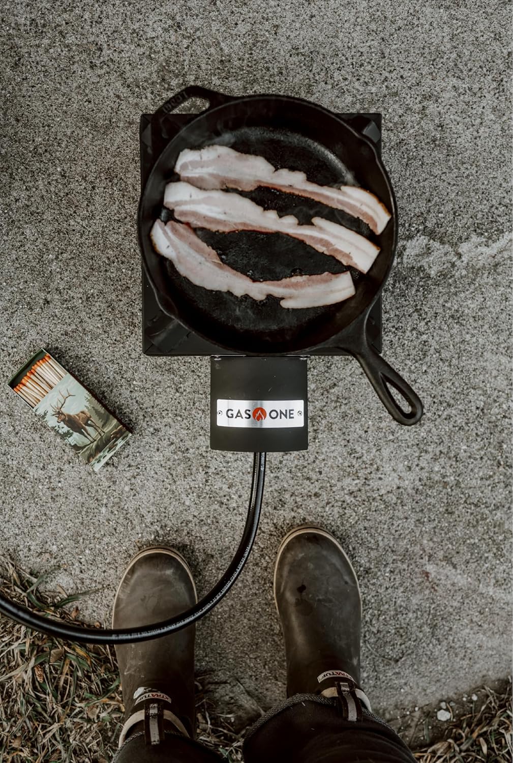 GasOne High Pressure Single Propane Burner - Outdoor Cooking with Heat Shield and Guard – Propane Burner Head for Camping, Tailgating, Seafood Boil, Home Brewing - Patent Pending